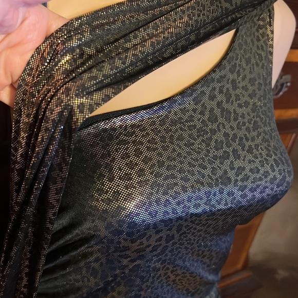 Bebe Addition metalic gold leopard print size XS raunch mini ddress - Picture 6 of 17